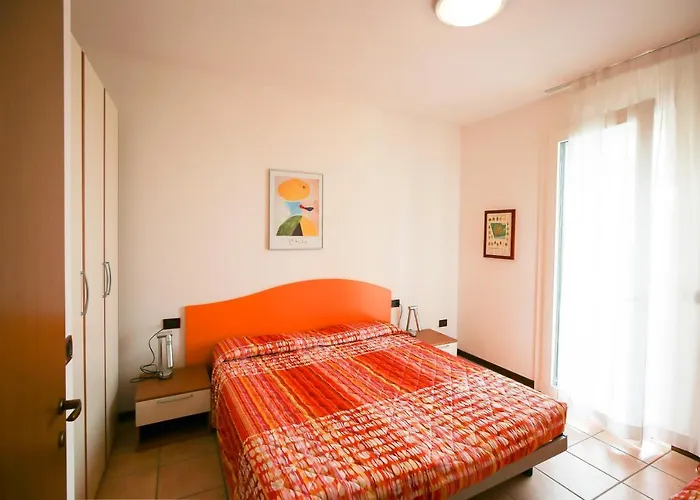 Altanea Con Piscina *